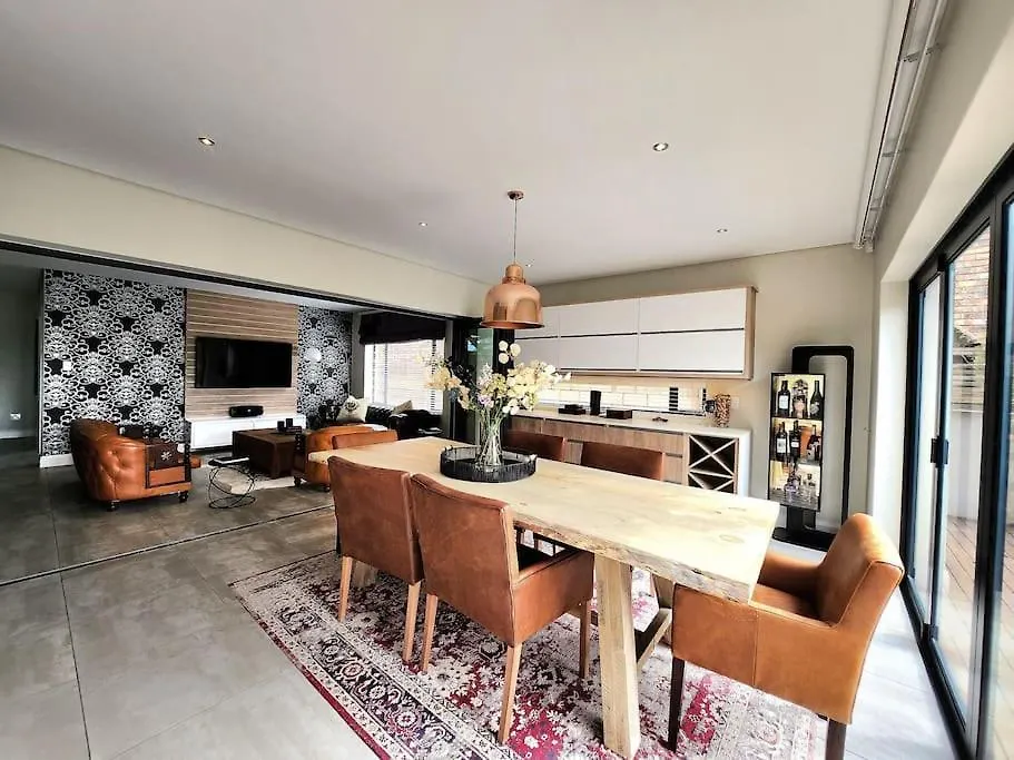 3 On Keswick Apartment Port Elizabeth